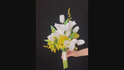 Artificial Calla Lily & Baby’s Breath Wedding Bouquet – 15.7" White & Yellow Bridal Flowers with Green Leaf Accents, Hand-Tied with Satin Ribbon